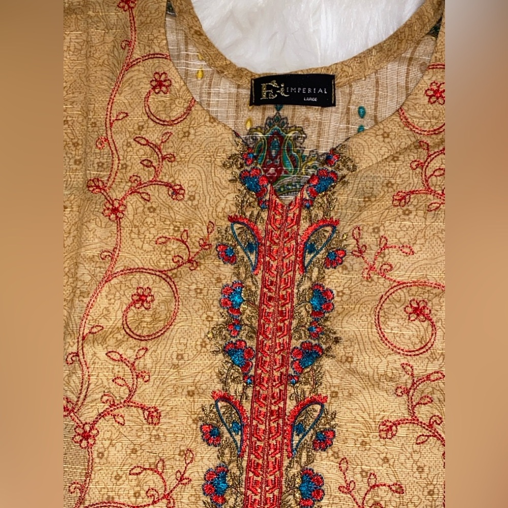 Dress - Picture 4 of 11